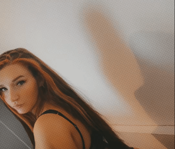 profile photo of Tattooed_Babes